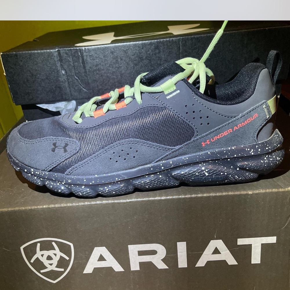 Under Armour Black Sneakers Performance Athletic Design